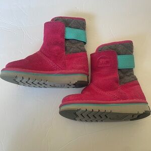 Sorel Kids' Fuchsia and Charcoal Boots